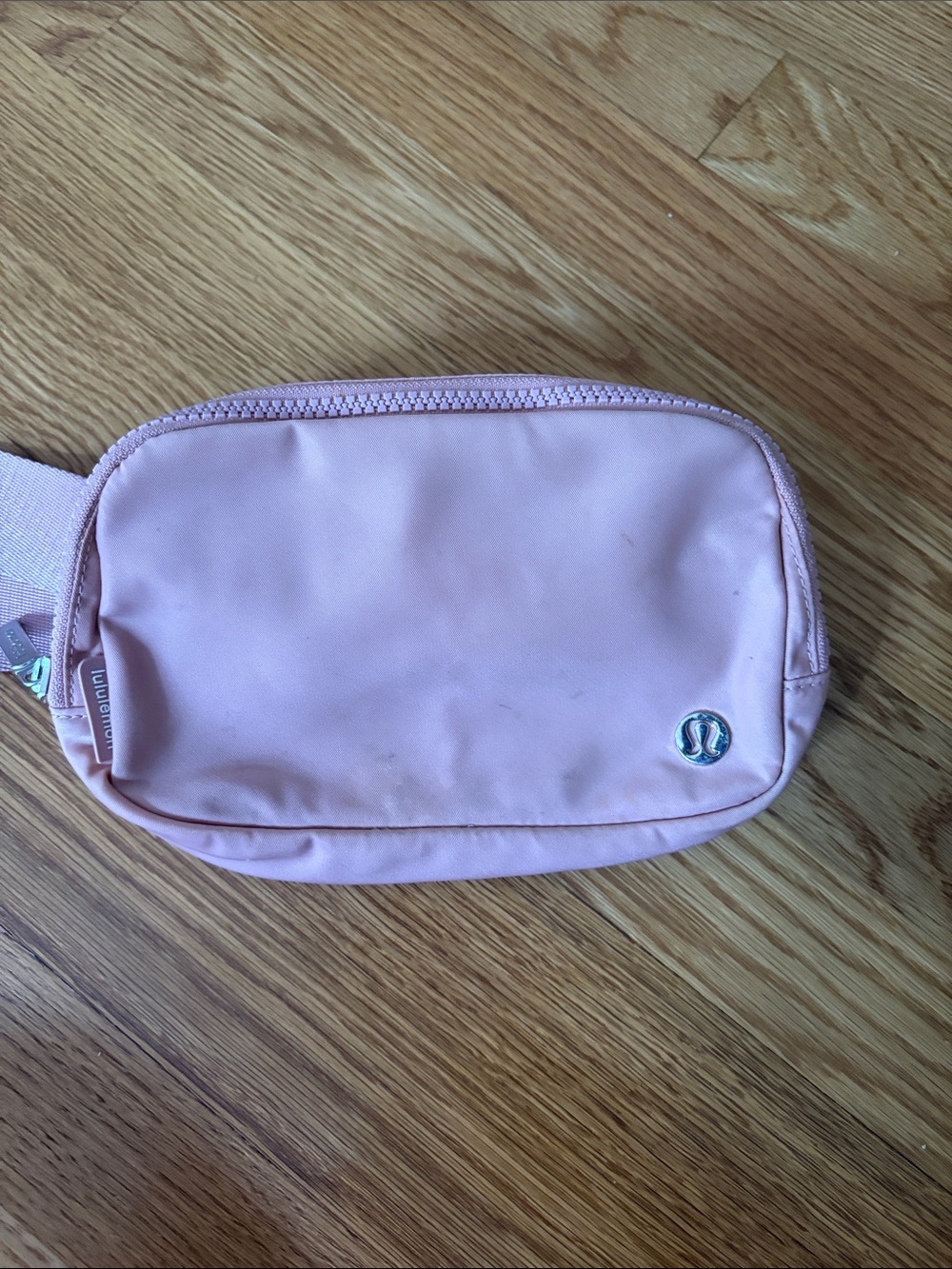 lululemon athletica blush pink travel pouch